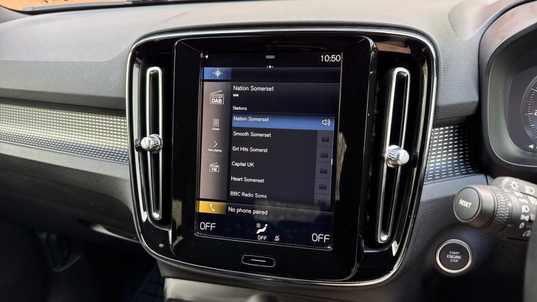 Volvo Xc40 2.0 T5 R DESIGN 5dr AWD Geartronic Petrol Estate